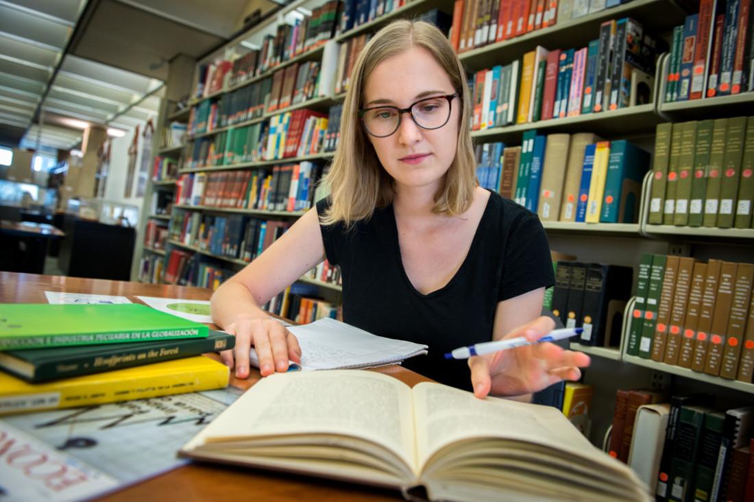 Madeline Ninno-pbc-6814-scr (1) Studying